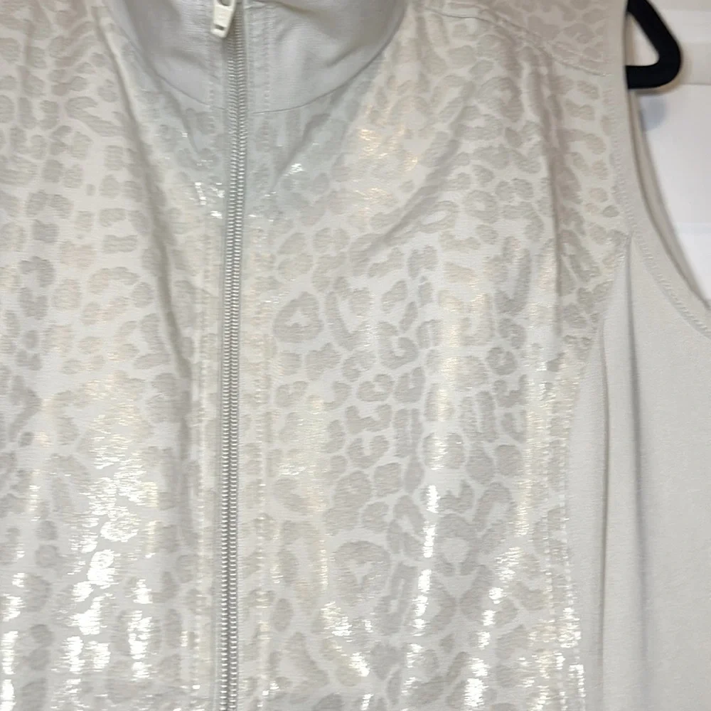 Christopher & Banks stylish beige